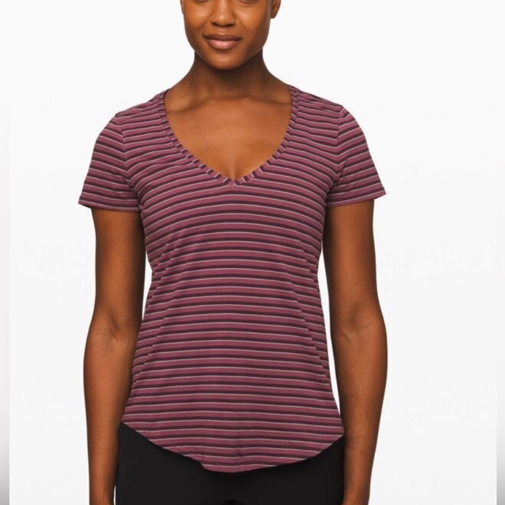 NWT Lululemon Love Tee Size 6